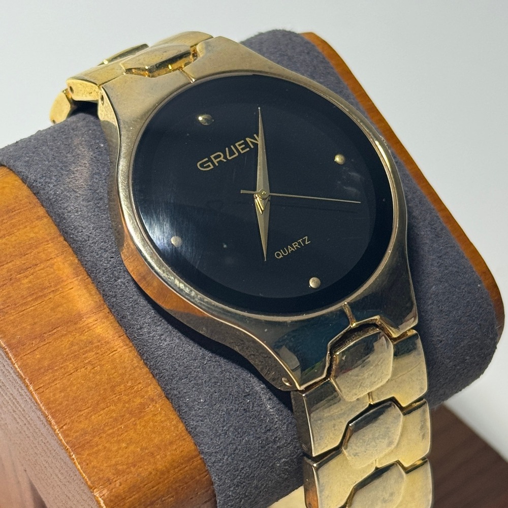 Gruen PIM159MDR Gold Tone Quartz Watch Black Dial Japan Movement